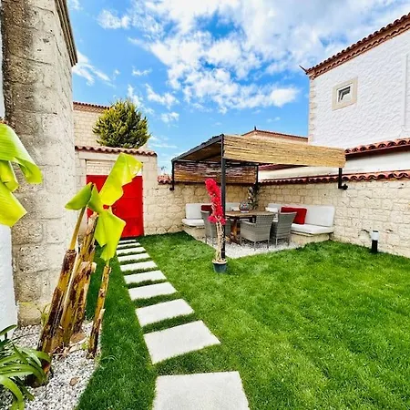 Alacati Koeyici Agrilia House Cesme