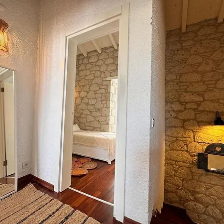 Alacati Koeyici Agrilia House 빌라